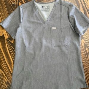 Graphite Catarina™ One-Pocket Scrub Top

EUC